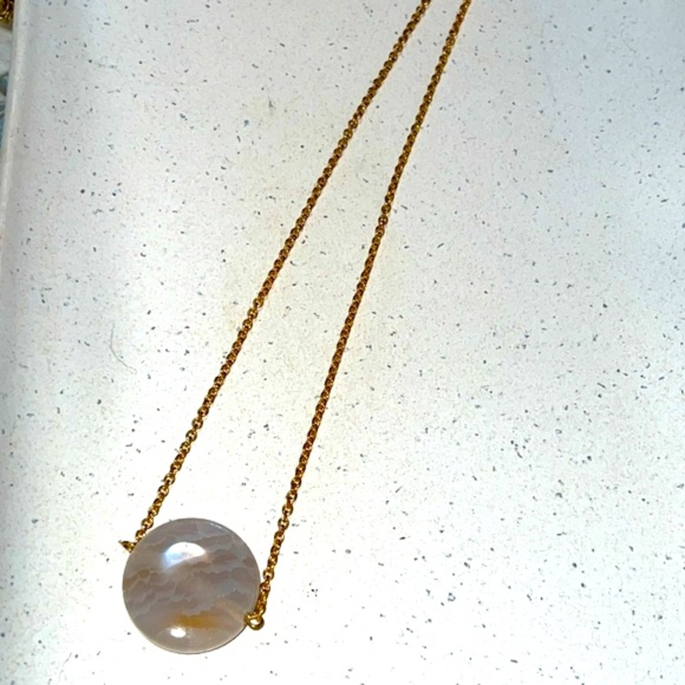 Quartz Pendant Necklace. - Picture 4 of 6